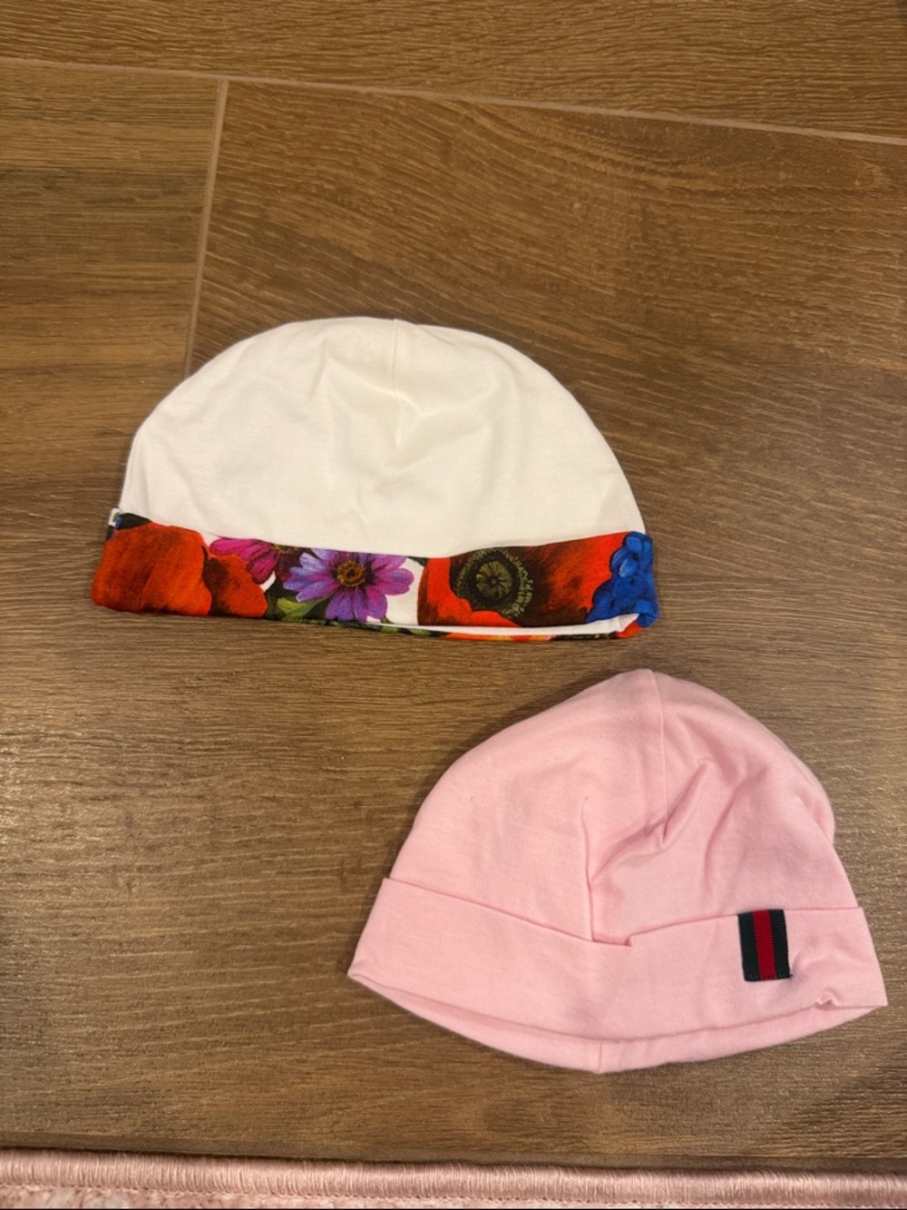 Kids Floral Trim White BeanieDG  & Pink Stripe Cotton Hat Set GUCCI